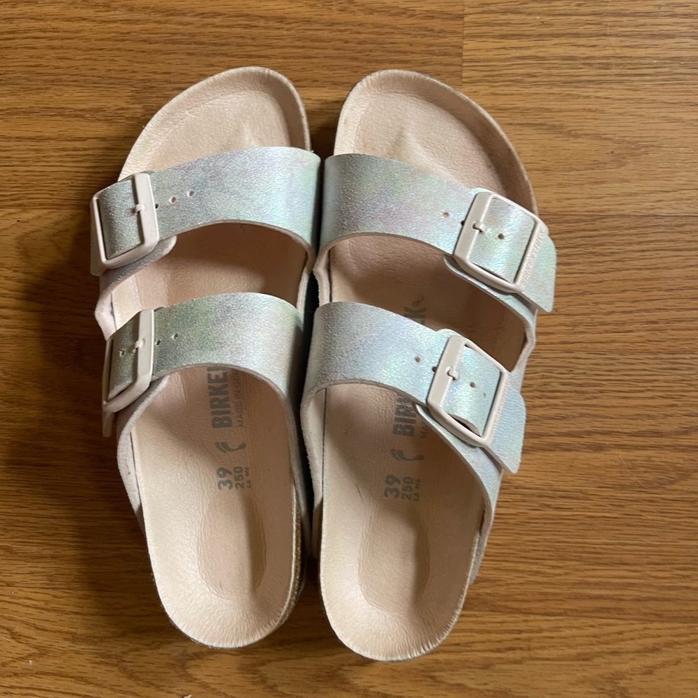 Birkenstock Arizona Iridescent sandals size 39 women’s